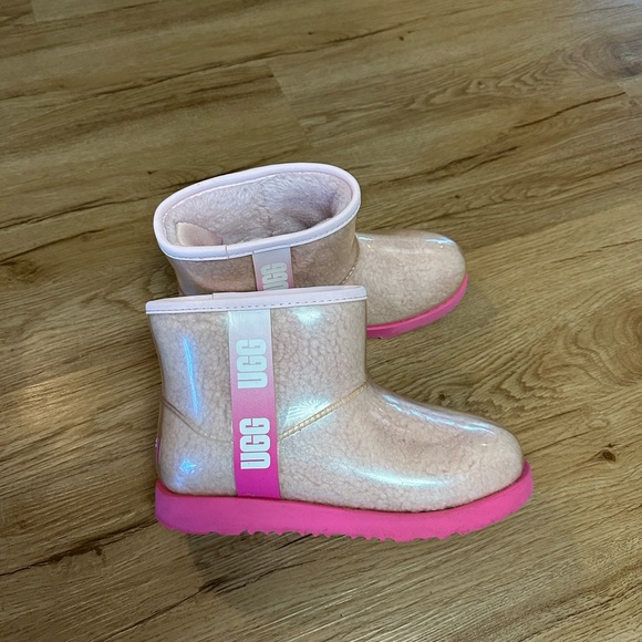 UGG Other - Ugg classic clear mini boots
